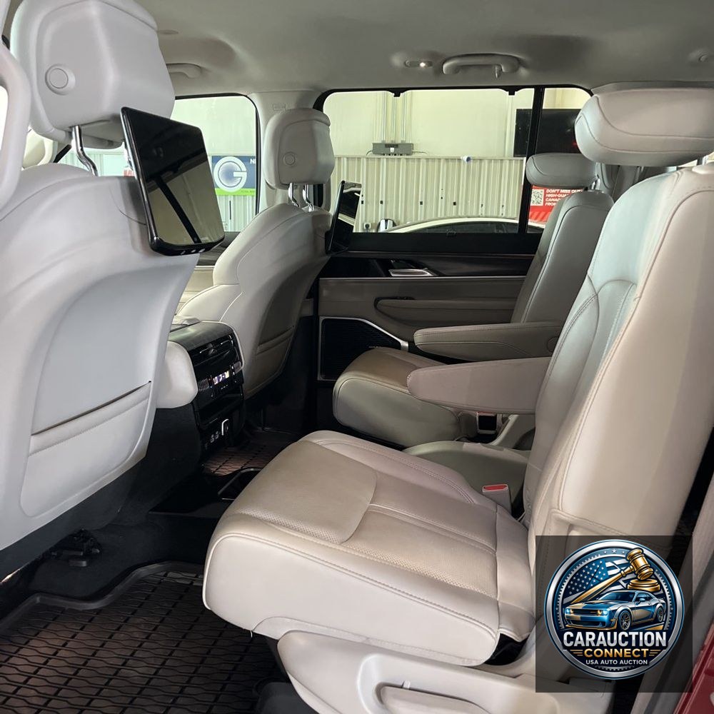 2023 Jeep Wagoneer Series III