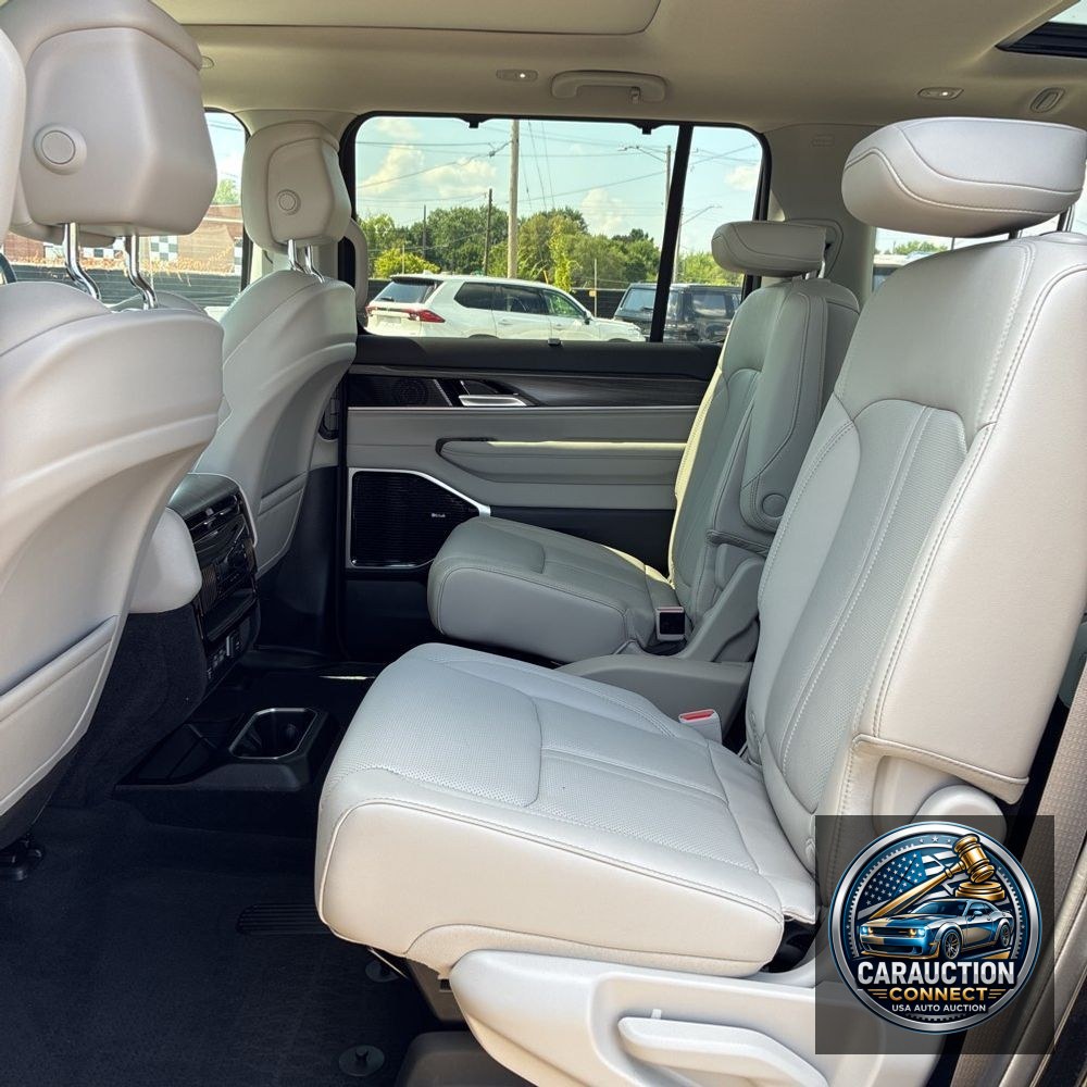 2024 Jeep Wagoneer Series III