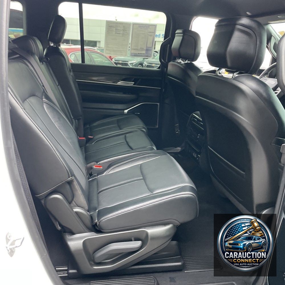 2022 Jeep Wagoneer Series III