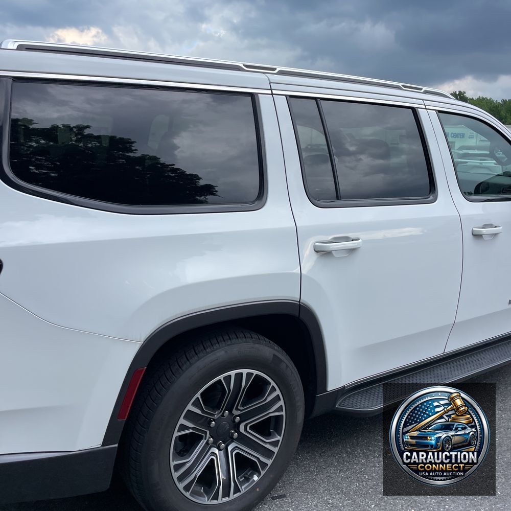 2022 Jeep Wagoneer Series III