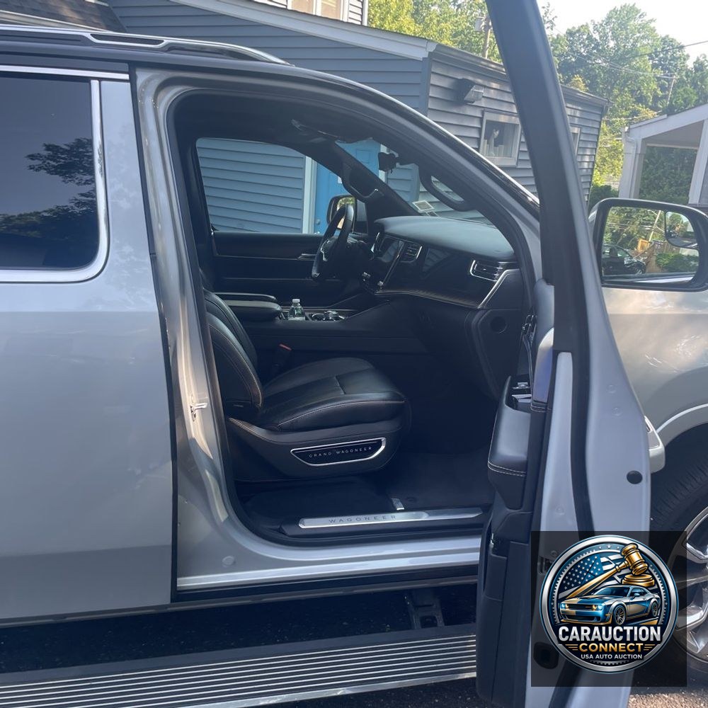 2022 Jeep Grand Wagoneer Series II