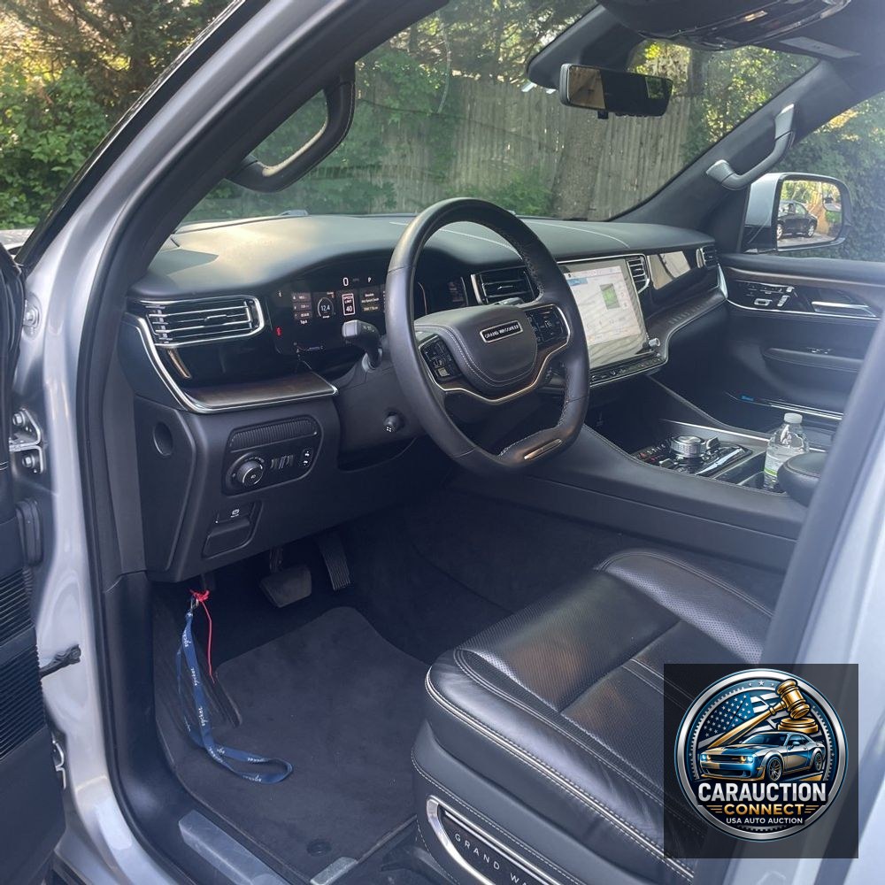 2022 Jeep Grand Wagoneer Series II