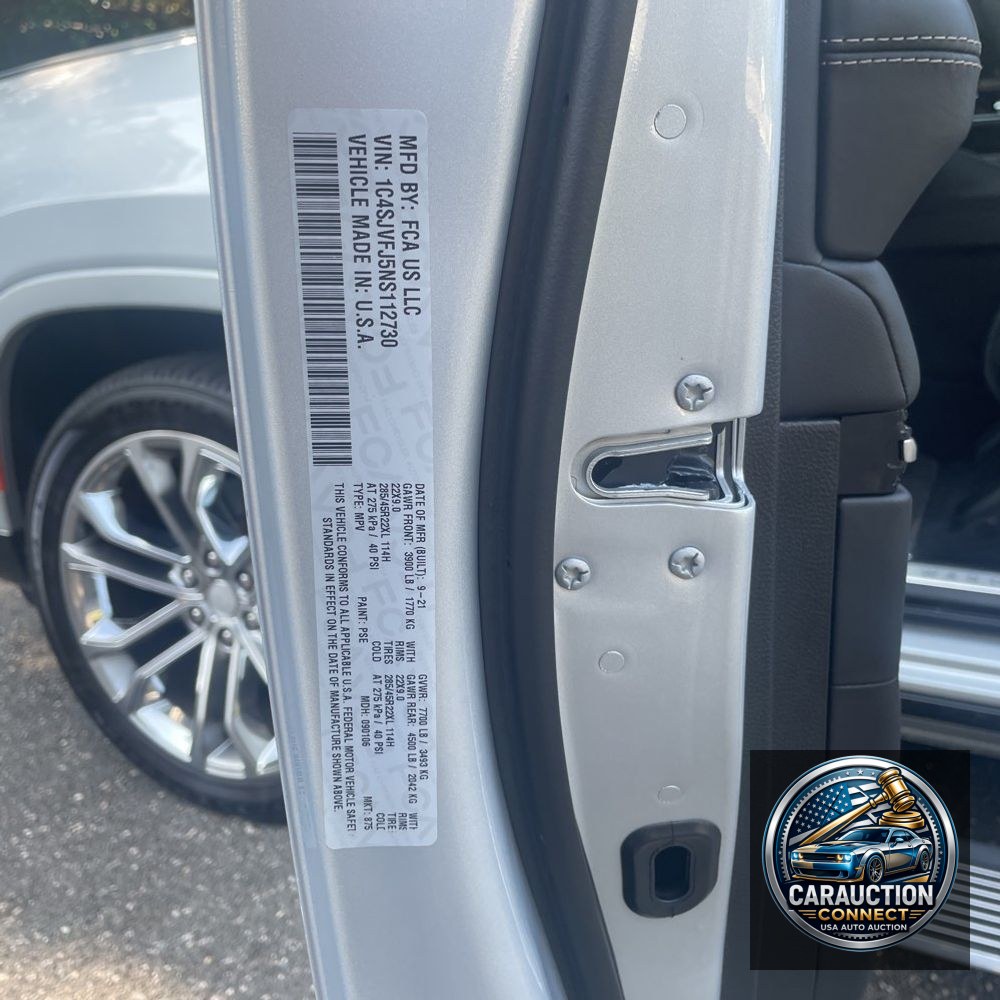 2022 Jeep Grand Wagoneer Series II