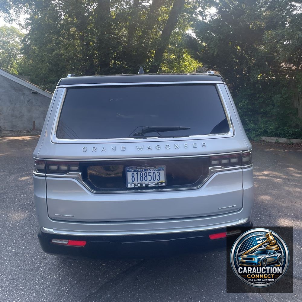 2022 Jeep Grand Wagoneer Series II