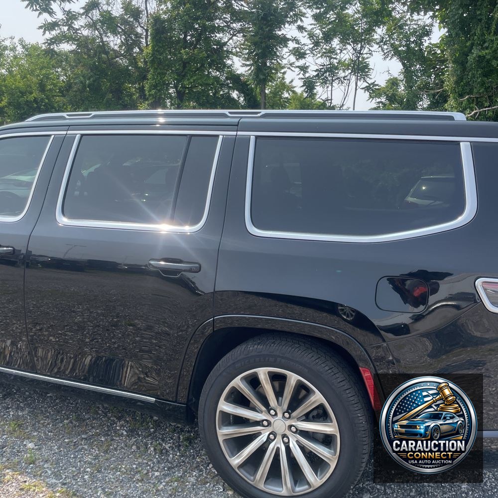 2022 Jeep Grand Wagoneer Series II