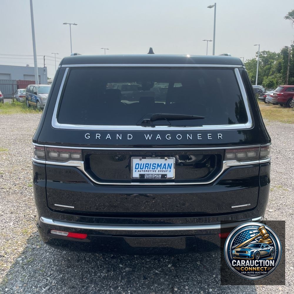 2022 Jeep Grand Wagoneer Series II