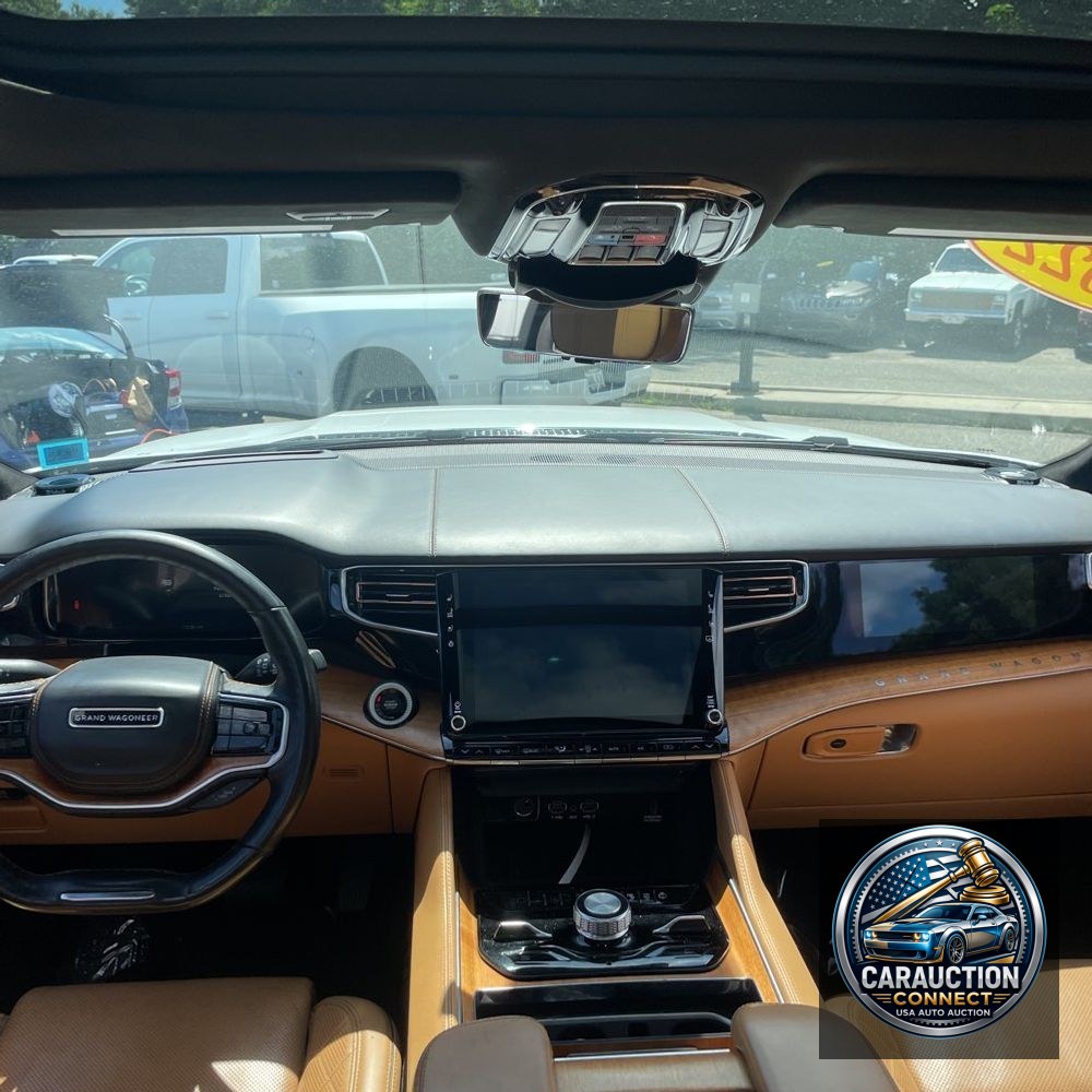 2022 Jeep Grand Wagoneer Series III