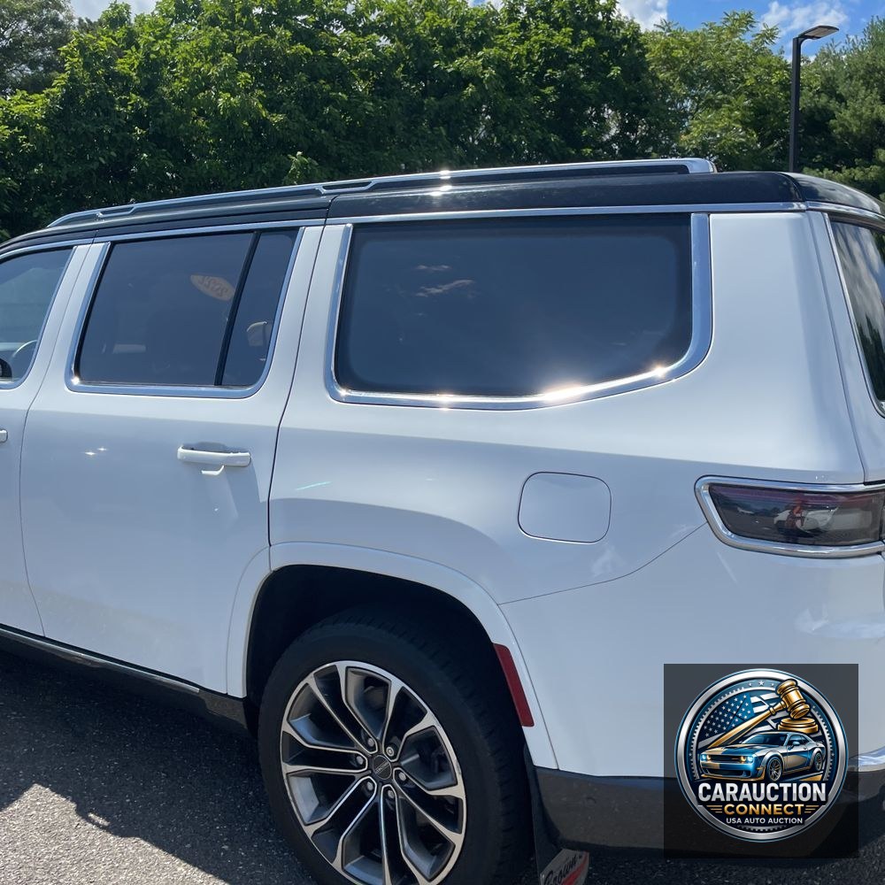 2022 Jeep Grand Wagoneer Series III