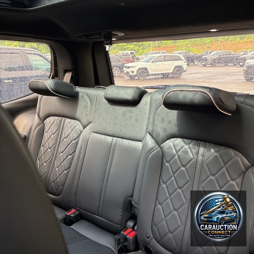 2022 Jeep Grand Wagoneer Series III