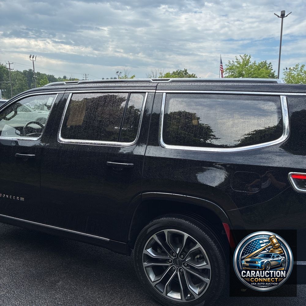 2022 Jeep Grand Wagoneer Series III
