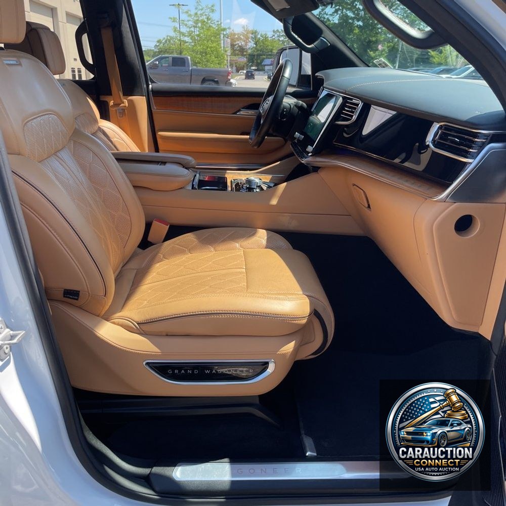 2022 Jeep Grand Wagoneer Series III