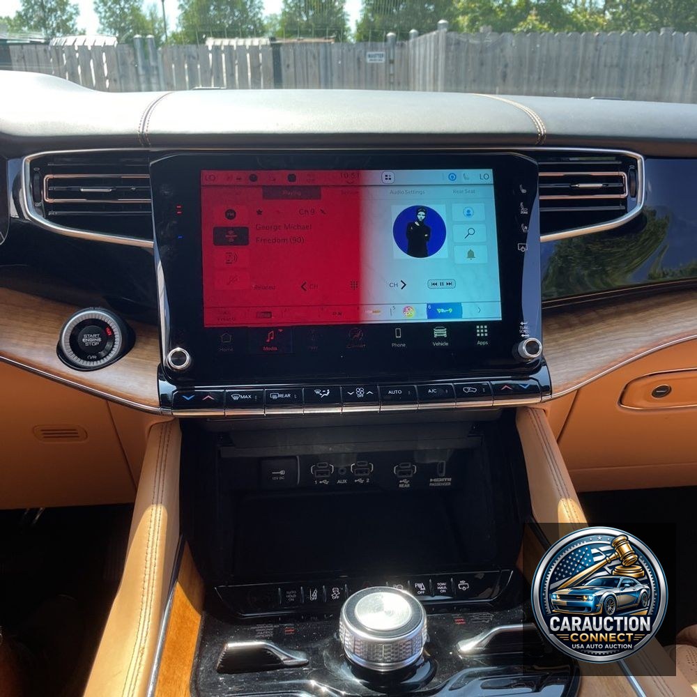 2022 Jeep Grand Wagoneer Series III