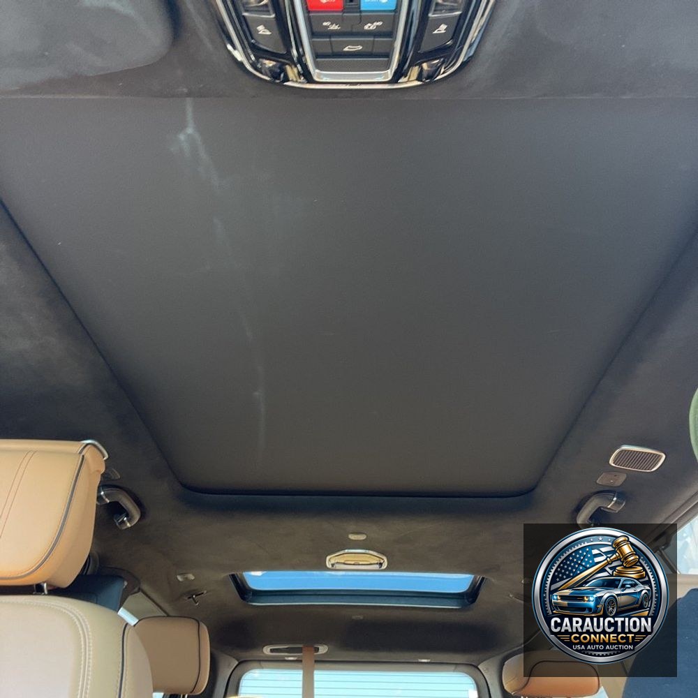 2022 Jeep Grand Wagoneer Series III