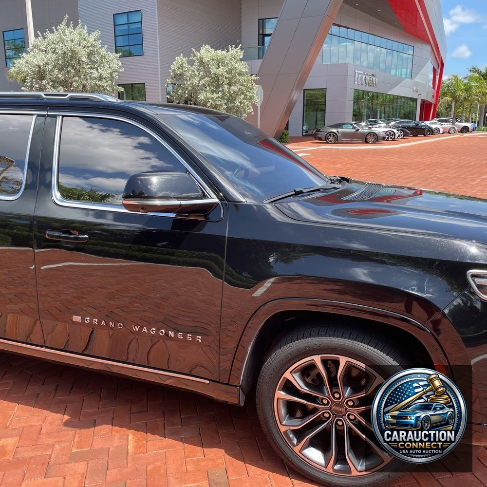 2022 Jeep Grand Wagoneer Series III