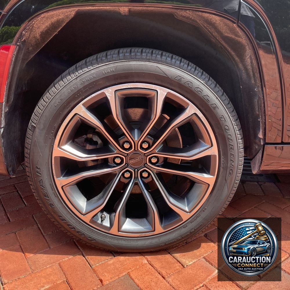 2022 Jeep Grand Wagoneer Series III