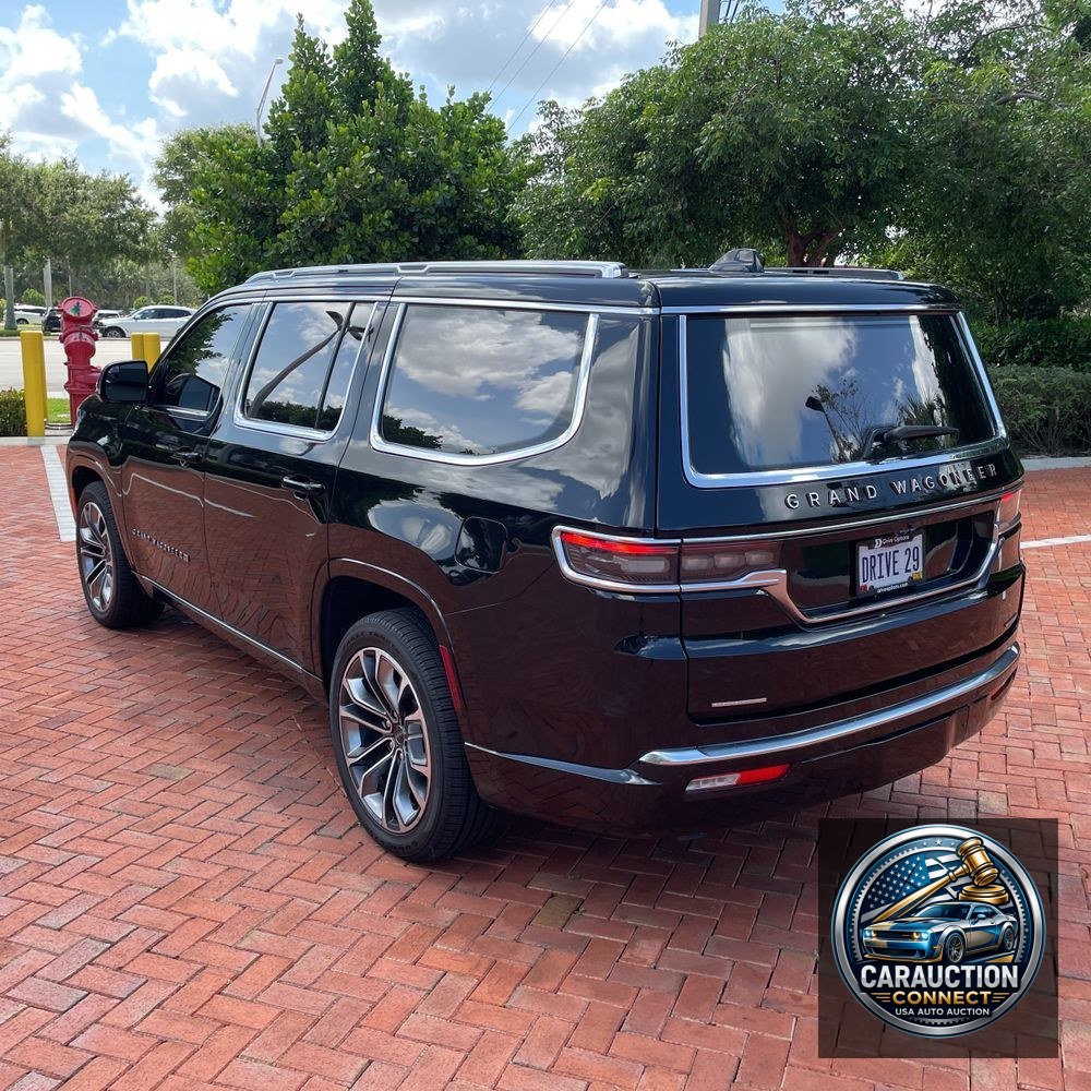 2022 Jeep Grand Wagoneer Series III