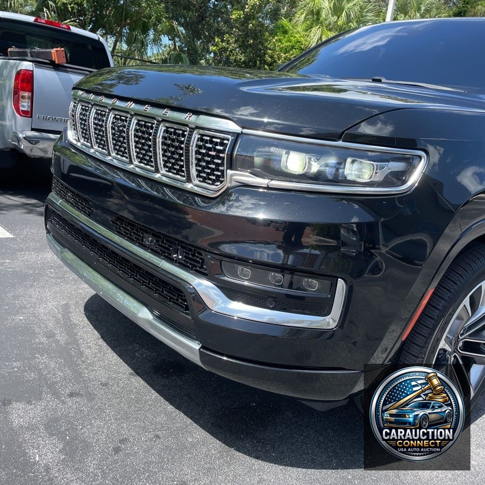 2022 Jeep Grand Wagoneer Series III