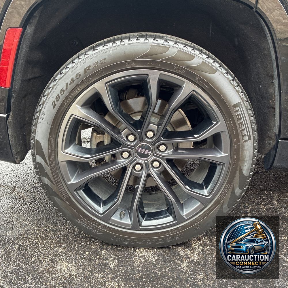 2023 Jeep Grand Wagoneer Series III Obsidian