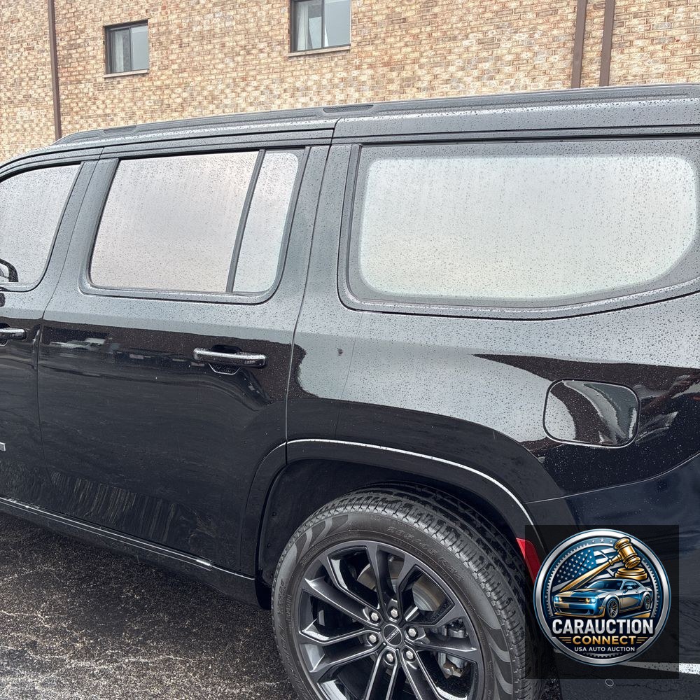 2023 Jeep Grand Wagoneer Series III Obsidian