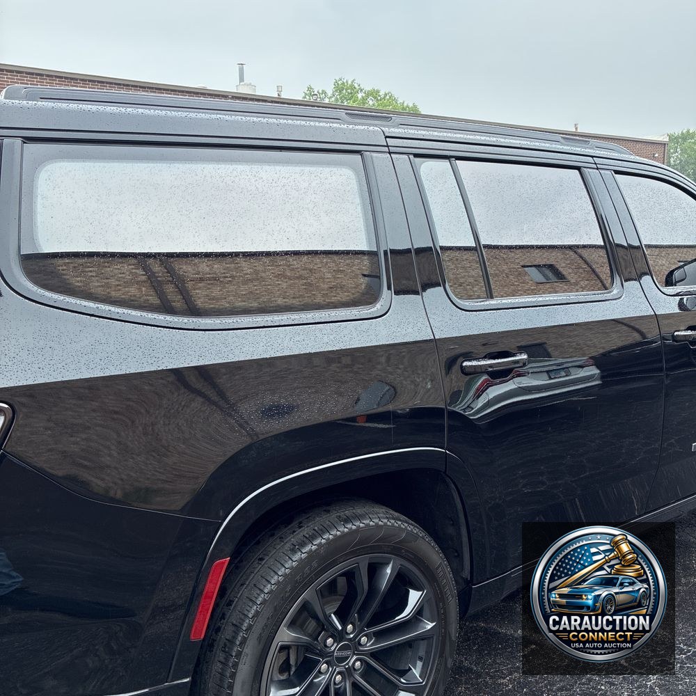 2023 Jeep Grand Wagoneer Series III Obsidian