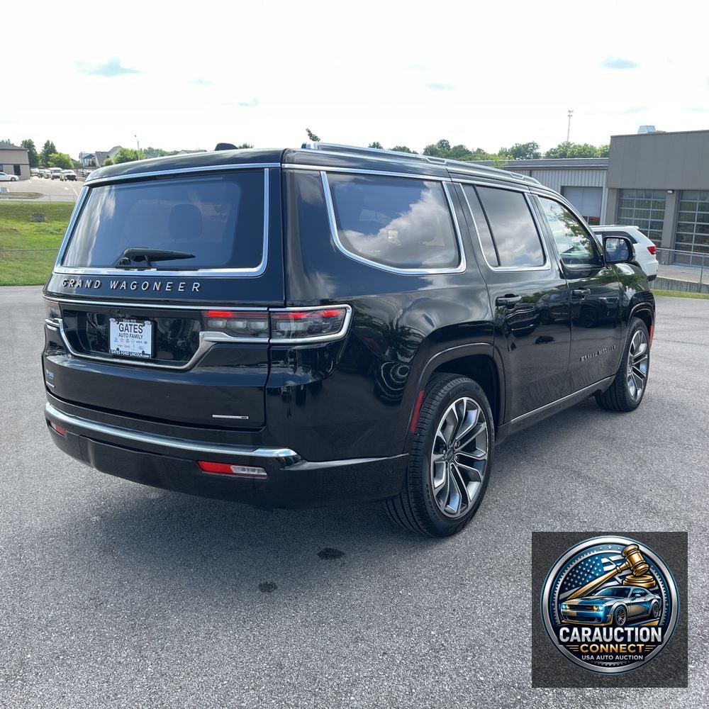 2023 Jeep Grand Wagoneer Series III