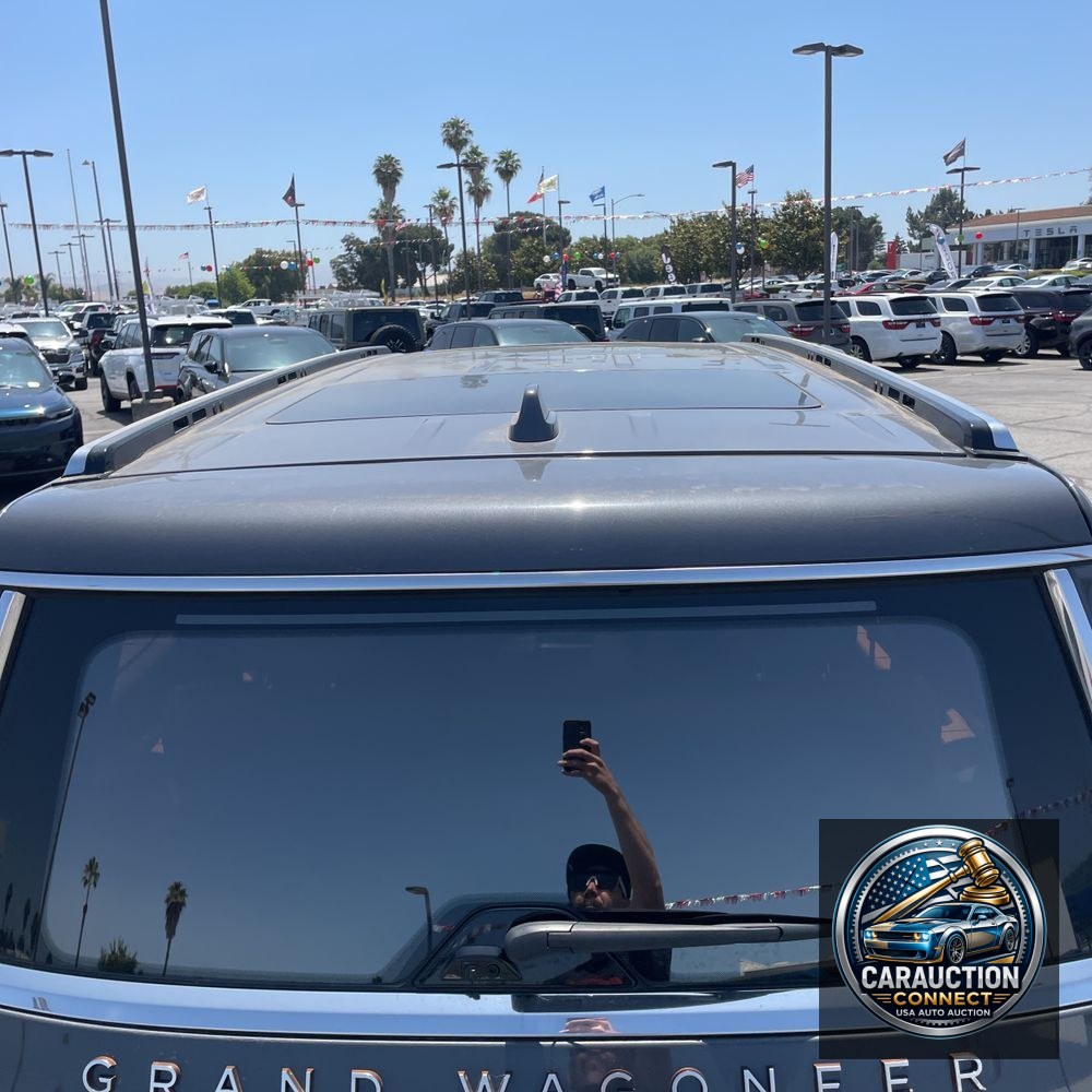 2023 Jeep Grand Wagoneer Series III