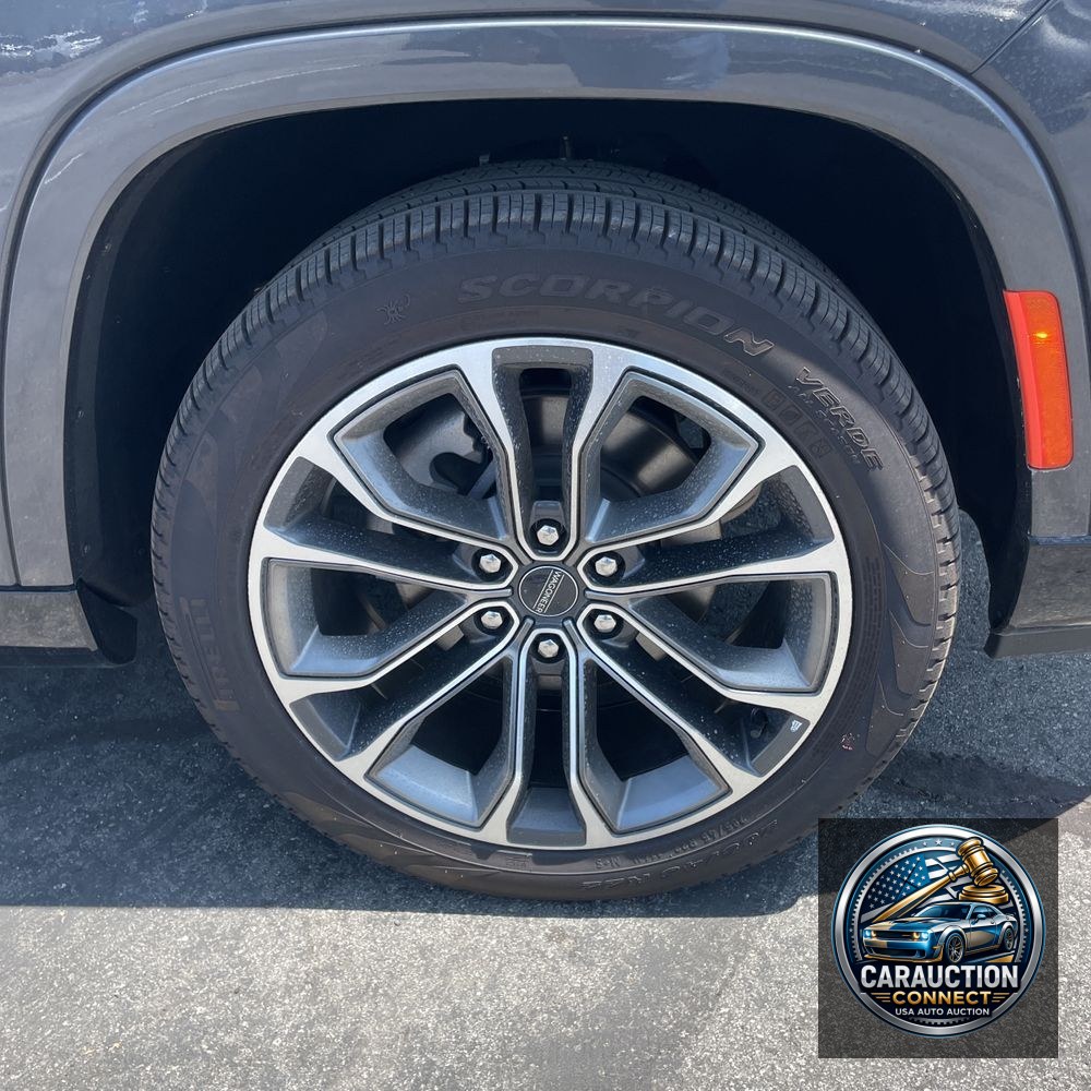 2023 Jeep Grand Wagoneer Series III