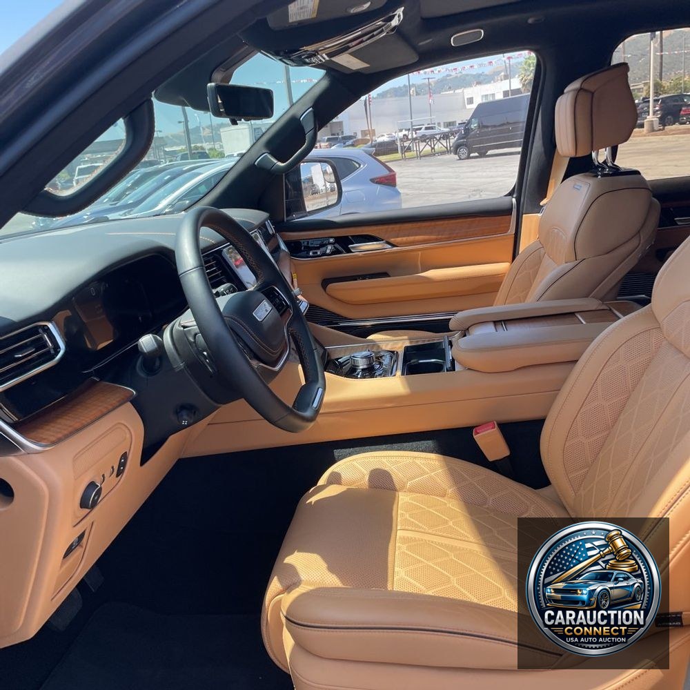 2023 Jeep Grand Wagoneer Series III