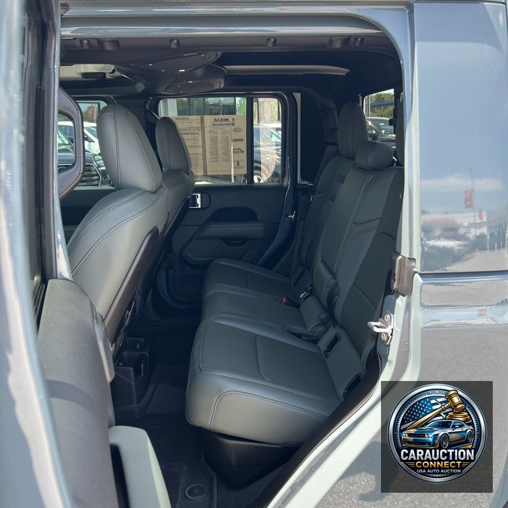 2025 Jeep Gladiator Mojave X