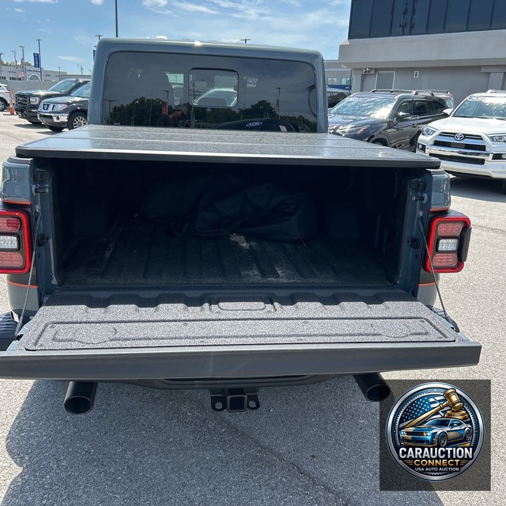 2025 Jeep Gladiator Mojave X
