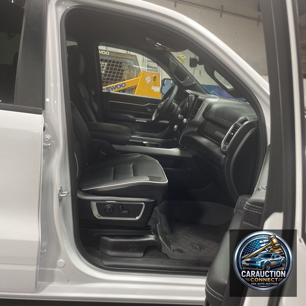 2025 Ram 1500 Laramie