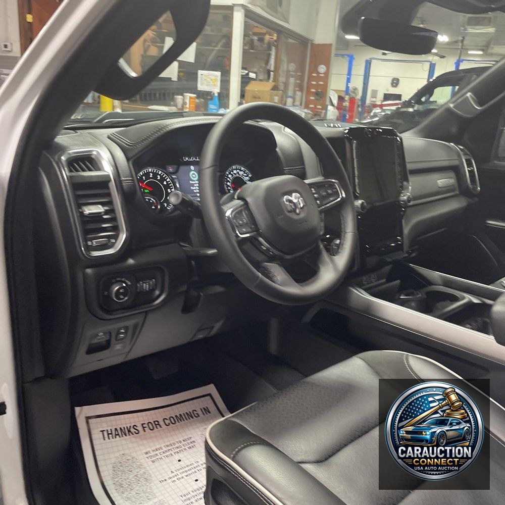 2025 Ram 1500 Laramie