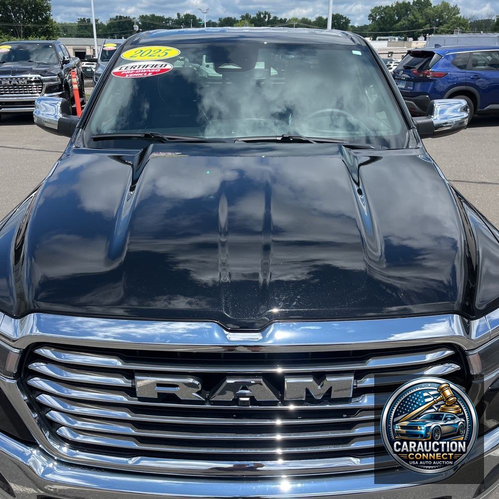 2025 Ram 1500 Laramie