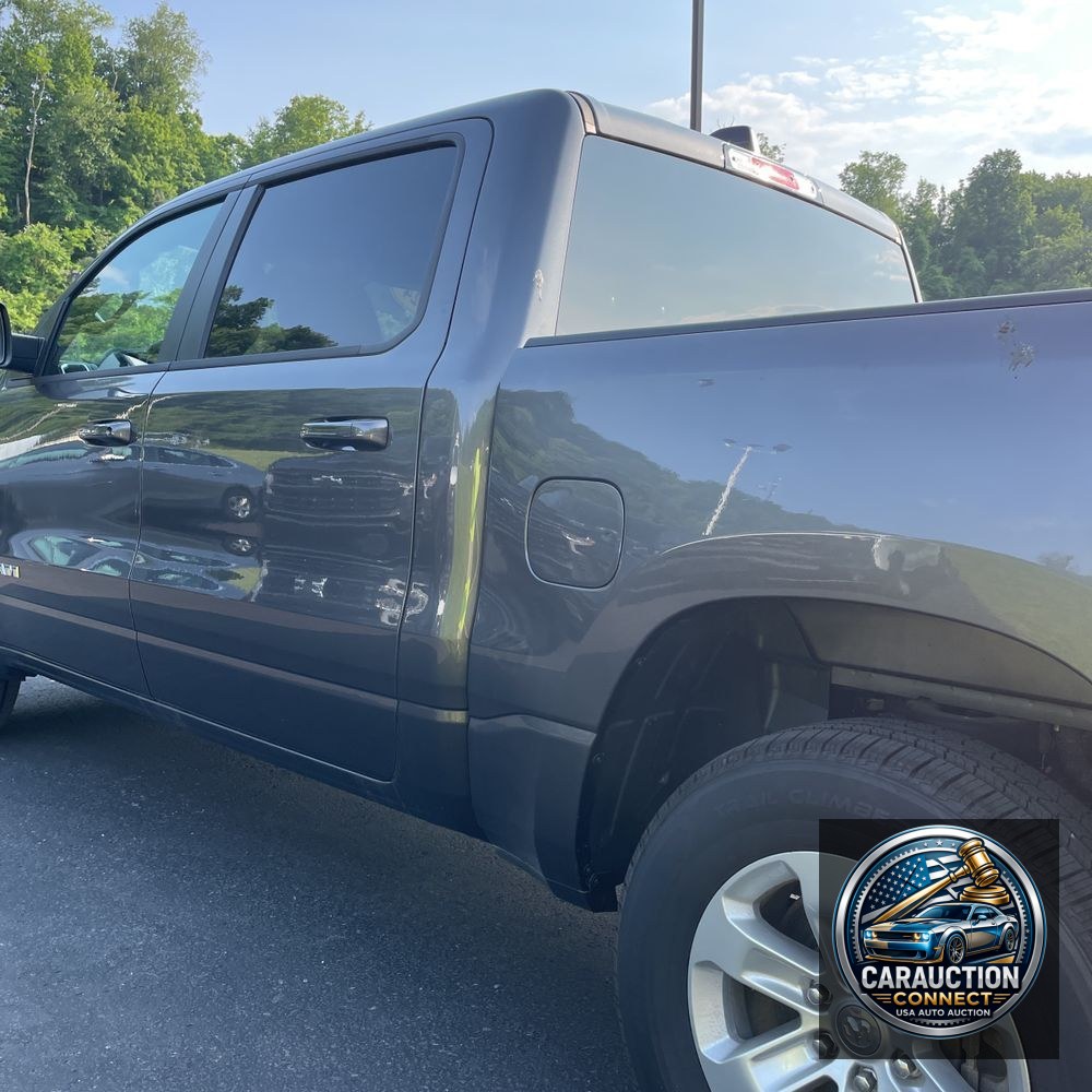 2024 Ram 1500 Laramie