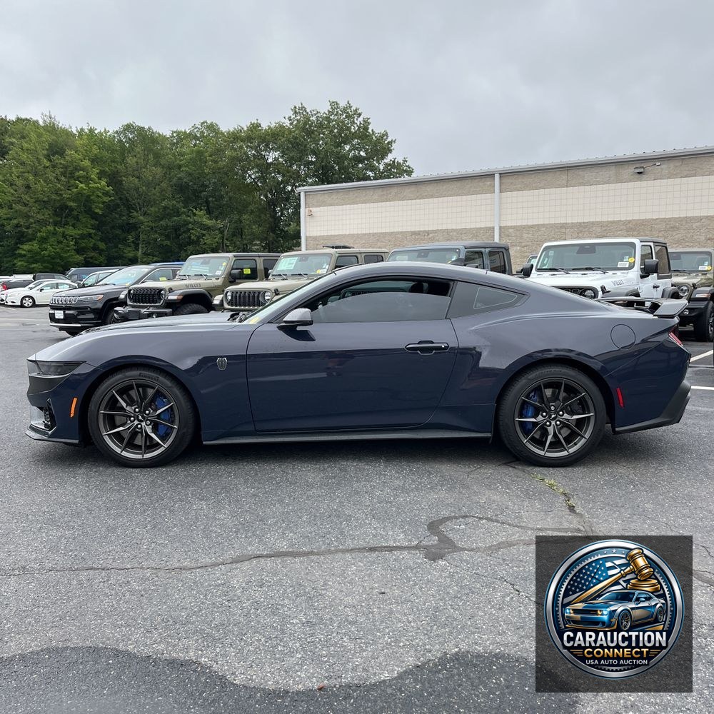 2024 Ford Mustang Dark Horse