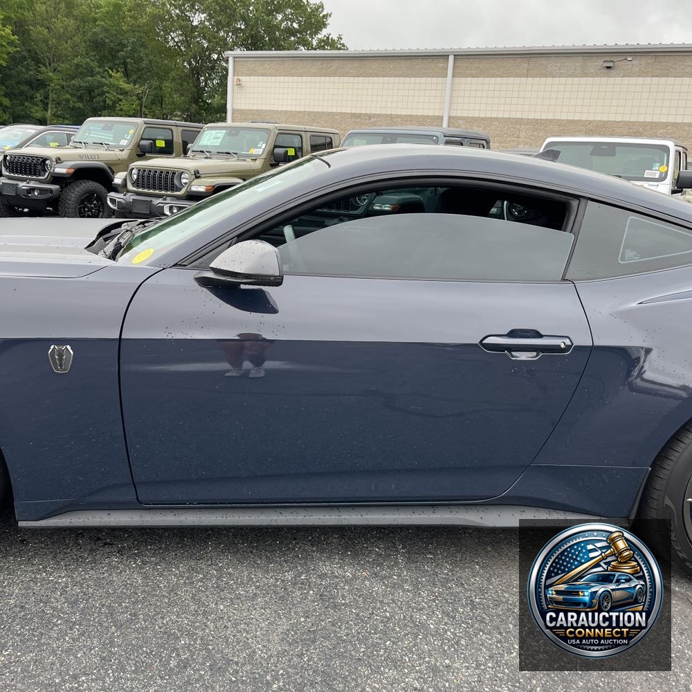 2024 Ford Mustang Dark Horse
