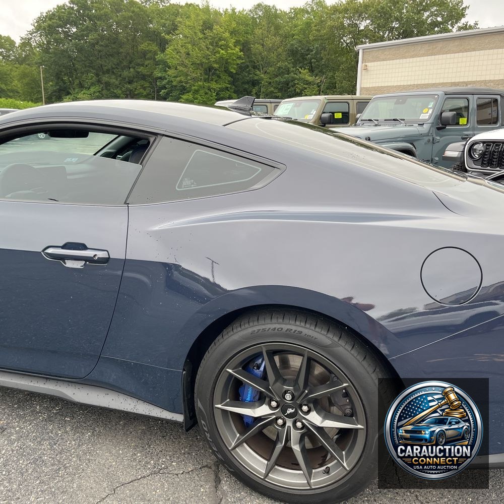 2024 Ford Mustang Dark Horse