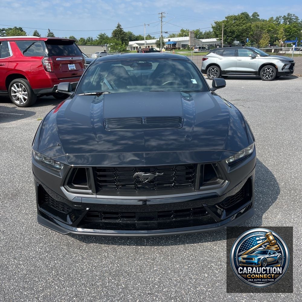 2024 Ford Mustang Dark Horse