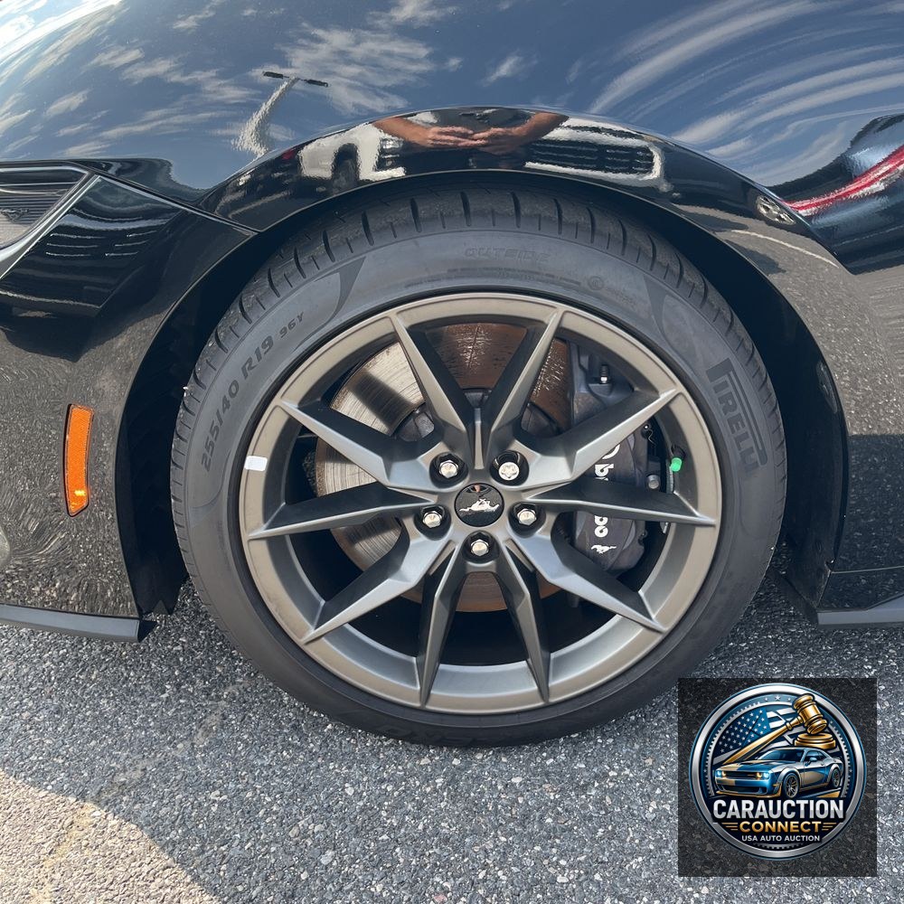 2024 Ford Mustang Dark Horse