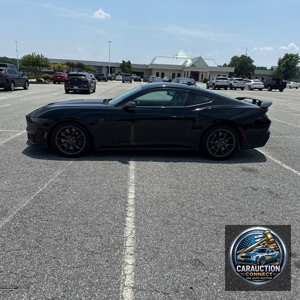 2024 Ford Mustang Dark Horse
