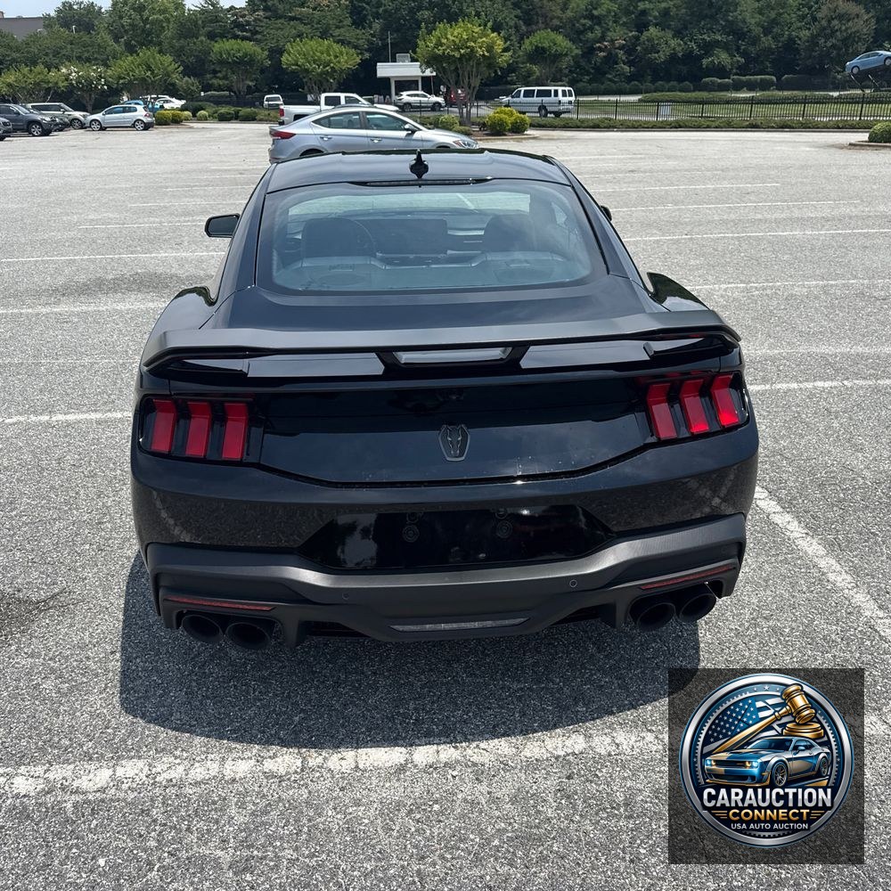2024 Ford Mustang Dark Horse
