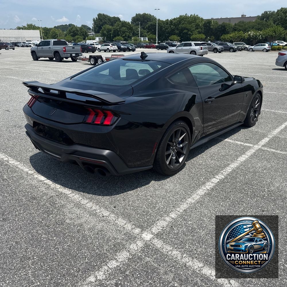 2024 Ford Mustang Dark Horse