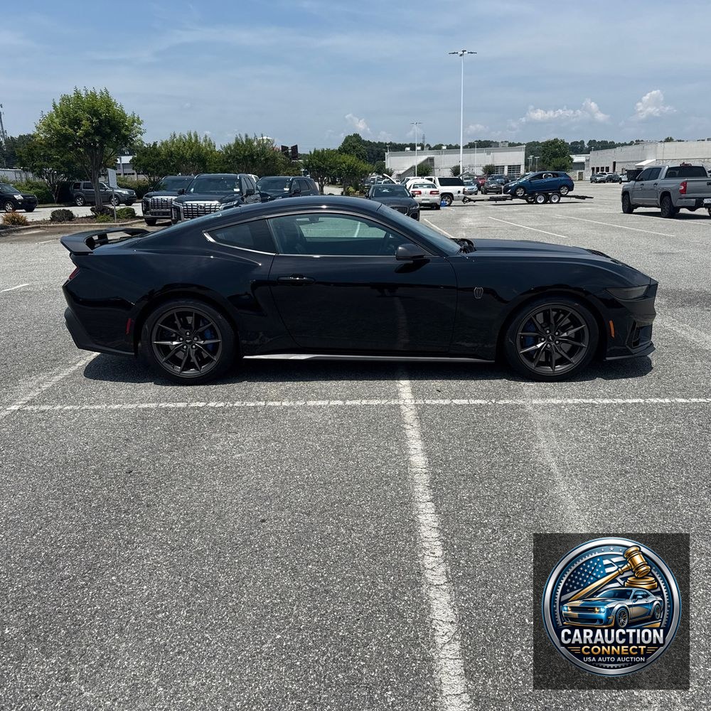 2024 Ford Mustang Dark Horse