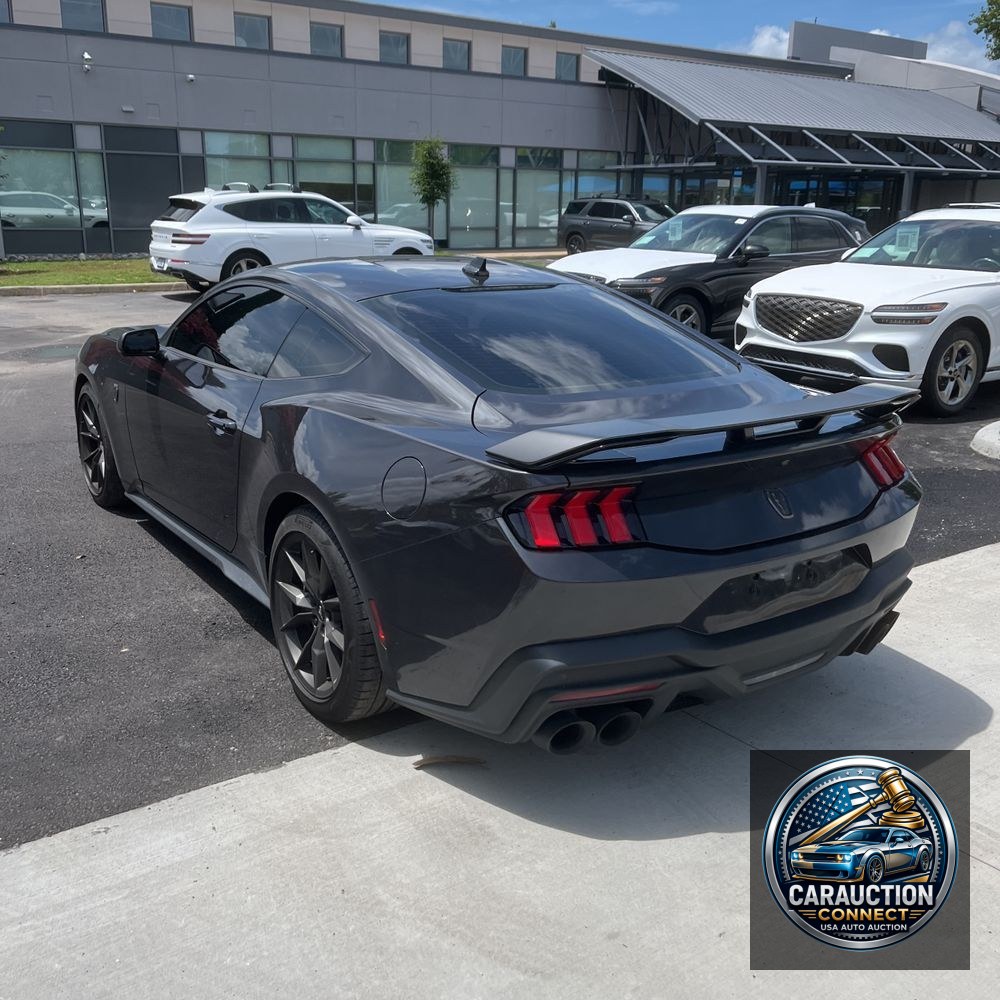 2024 Ford Mustang Dark Horse