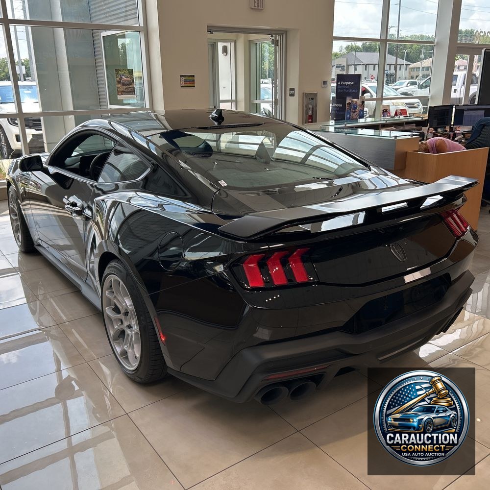 2025 Ford Mustang Dark Horse