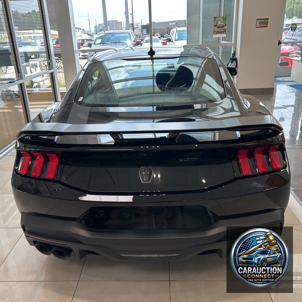 2025 Ford Mustang Dark Horse