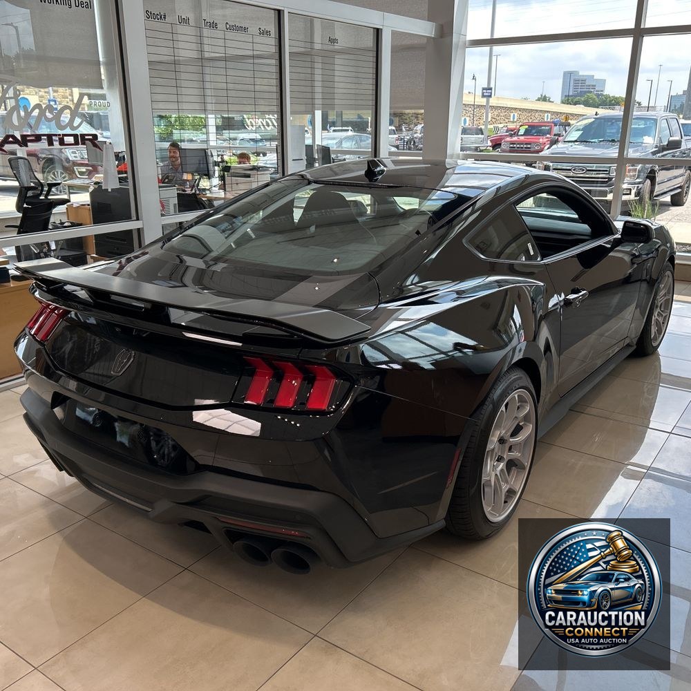 2025 Ford Mustang Dark Horse