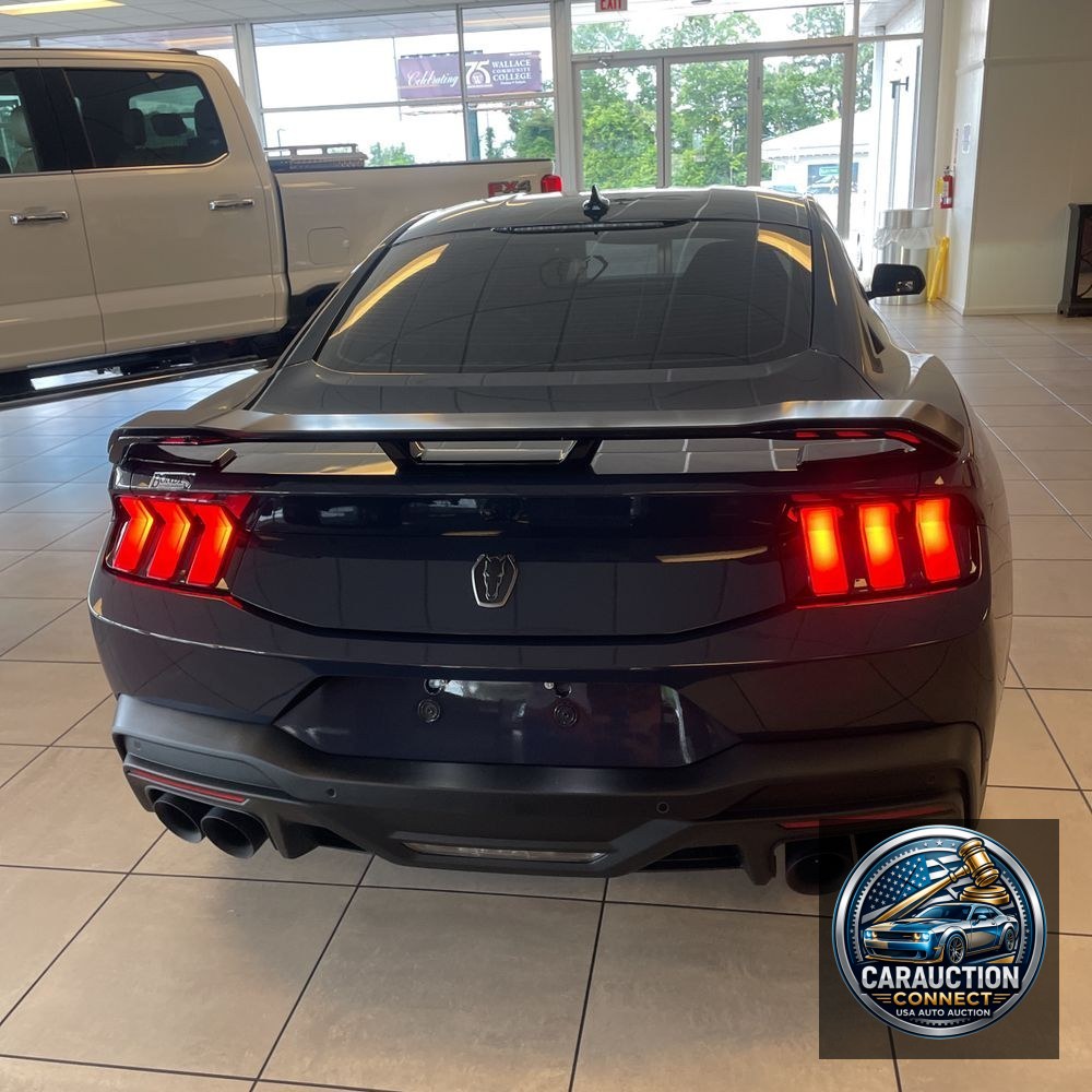 2025 Ford Mustang Dark Horse