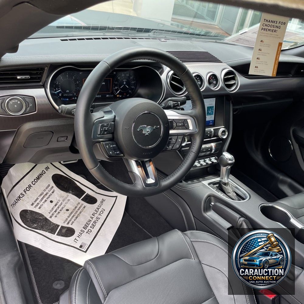 2022 Ford Mustang Mach 1