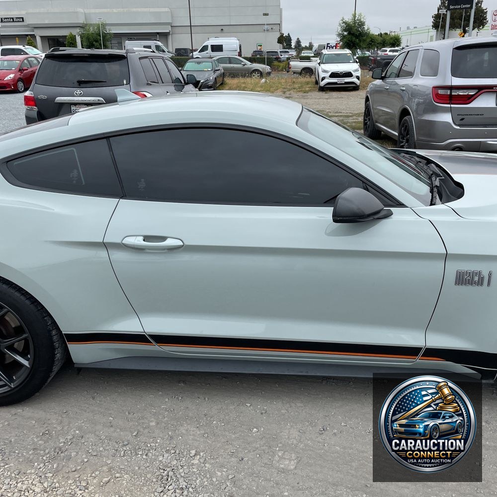 2022 Ford Mustang Mach 1